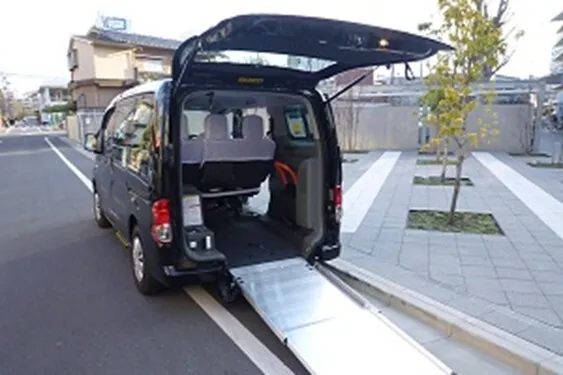 UDタクシーのスロープ